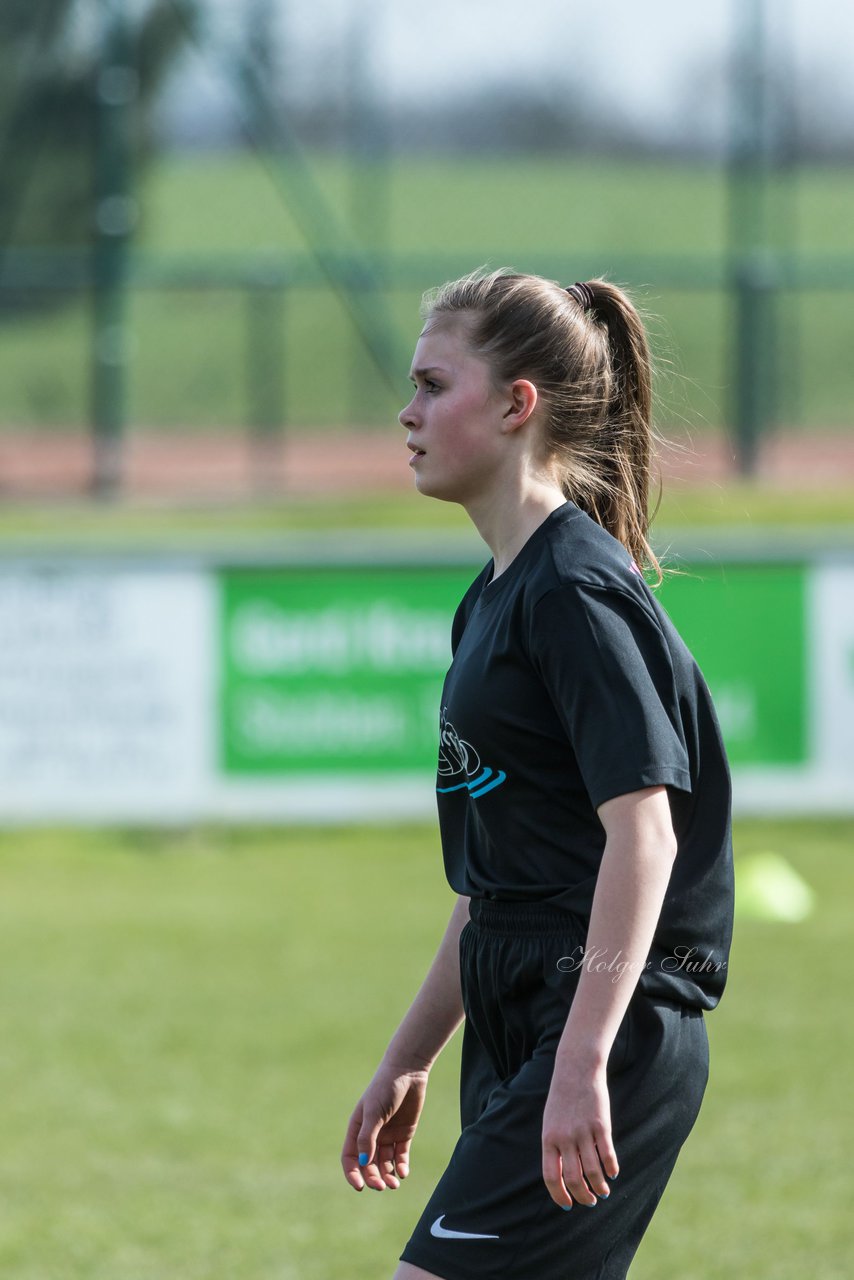 Bild 114 - C-Juniorinnen SV Steinhorst/Labenz - TSV Friedrichsberg-Busdorf : Ergebnis: 5:0